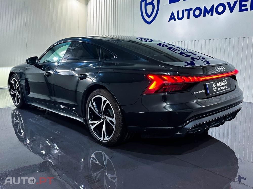 Audi E-Tron GT quattro