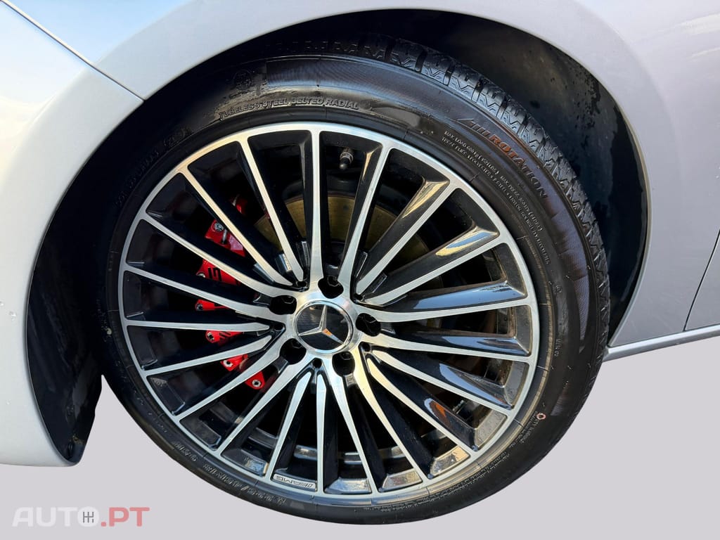 Mercedes-Benz A 180 D STYLE DCT 