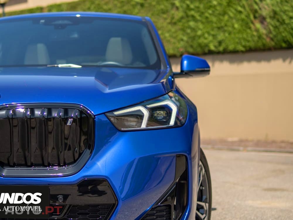 BMW iX1 xDrive30
