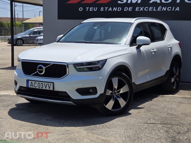 Volvo XC40 1.5 T2 Momentum