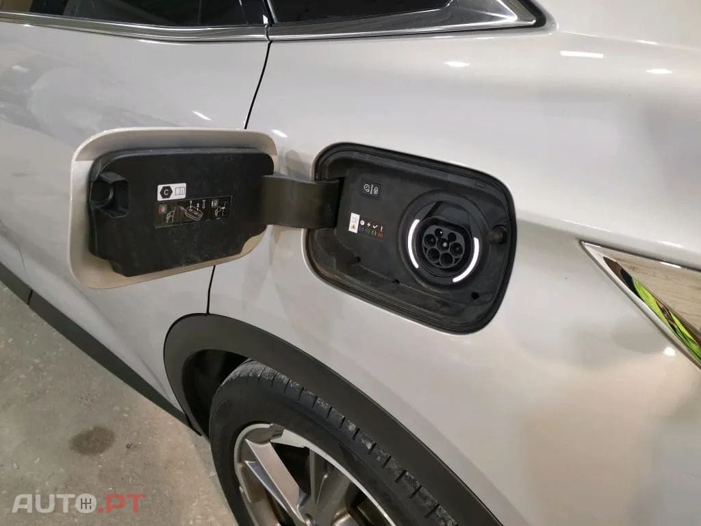 DS DS7 Crossback E-Tense Rivoli EAT8