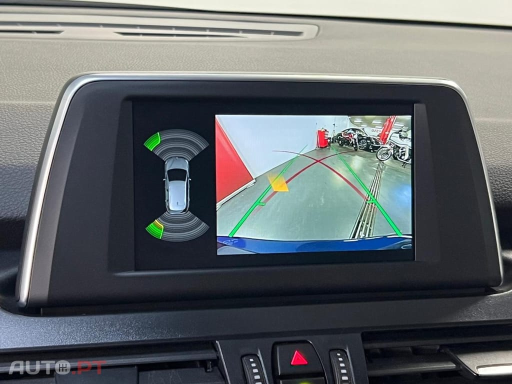 BMW 225 xe iPerformance Auto