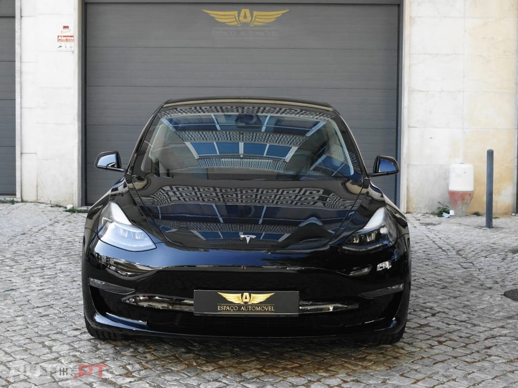 Tesla Model 3 Long Range Tração Traseira