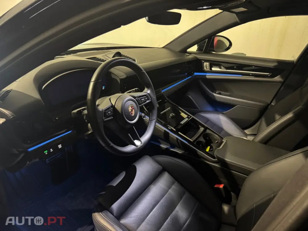 Porsche Panamera 4 E-Hybrid