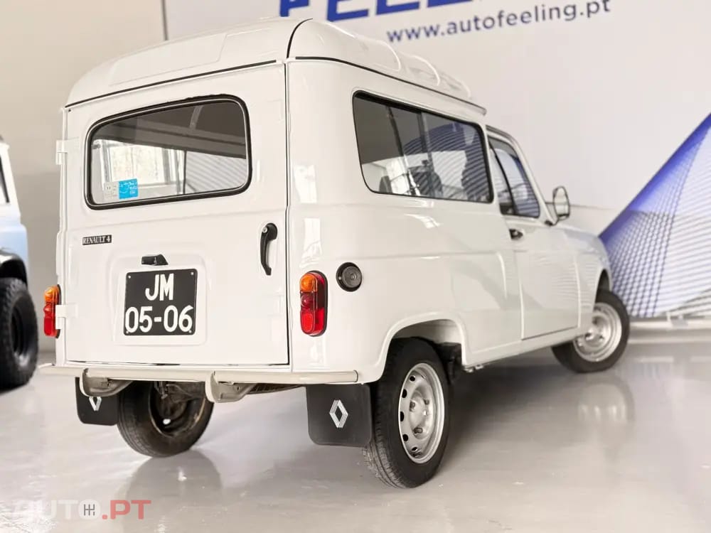 Renault 4 4 F