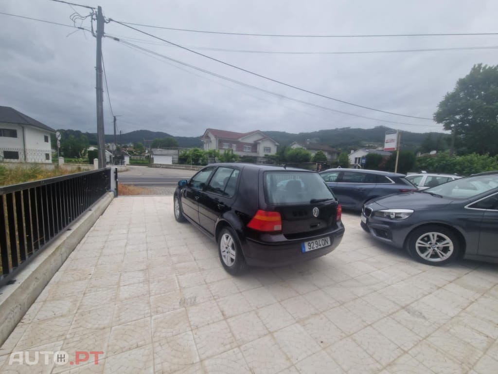 Volkswagen Golf 1.4i Confortline JE+AC