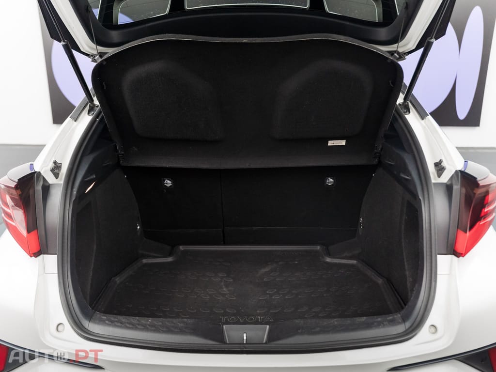 Toyota C-HR 1.8 Hybrid Exclusive