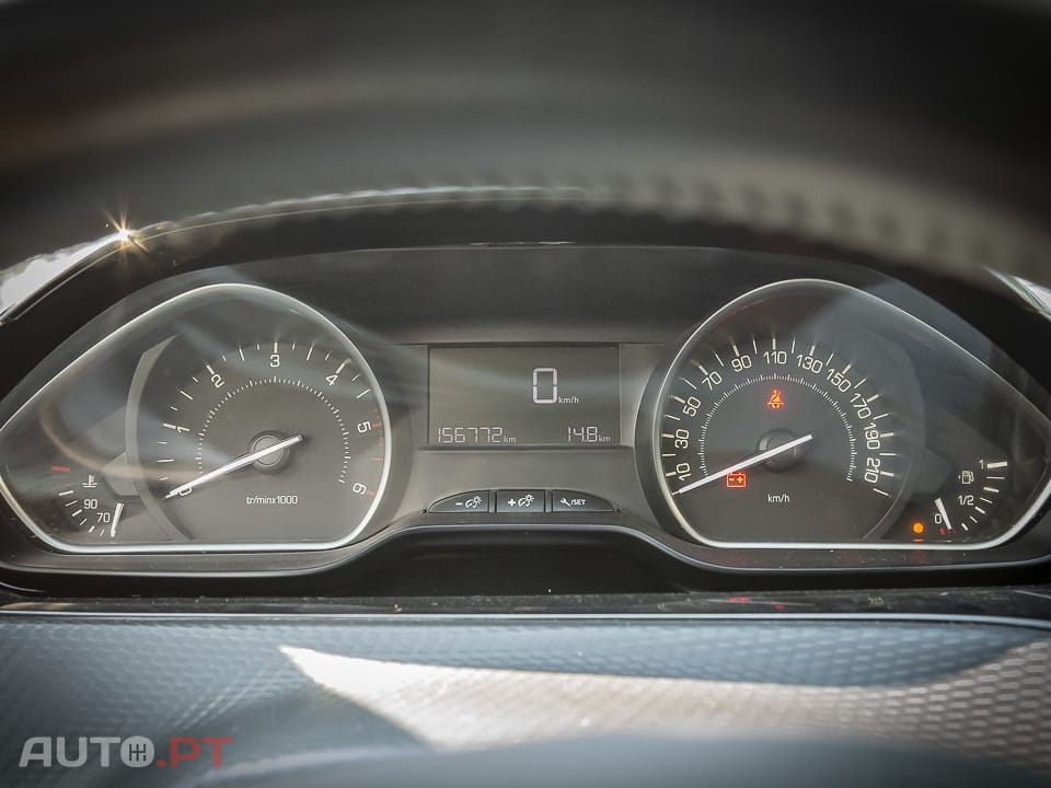 Peugeot 208 1.5 BlueHDi Allure