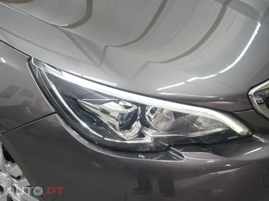 Peugeot 308 SW 1.2 PureTech Business Line