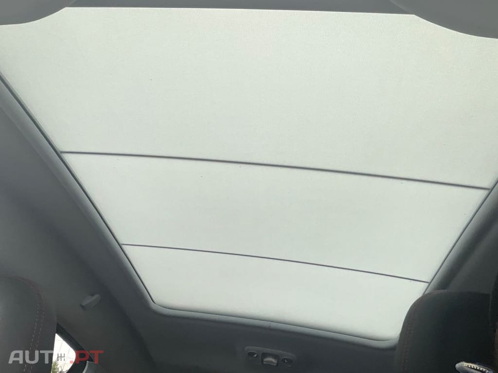 Peugeot 2008 1.2 e-THP GT Line 