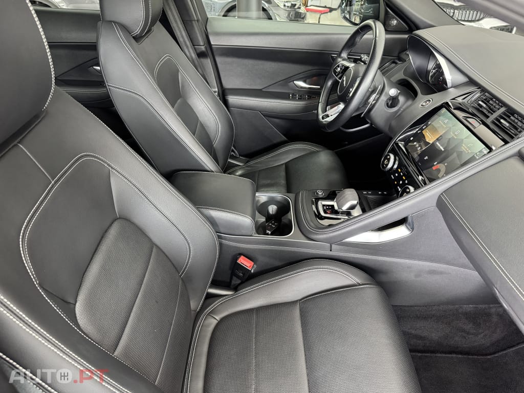 Jaguar E-Pace 1.5 P300e R-Dynamic HSE AWD Aut.