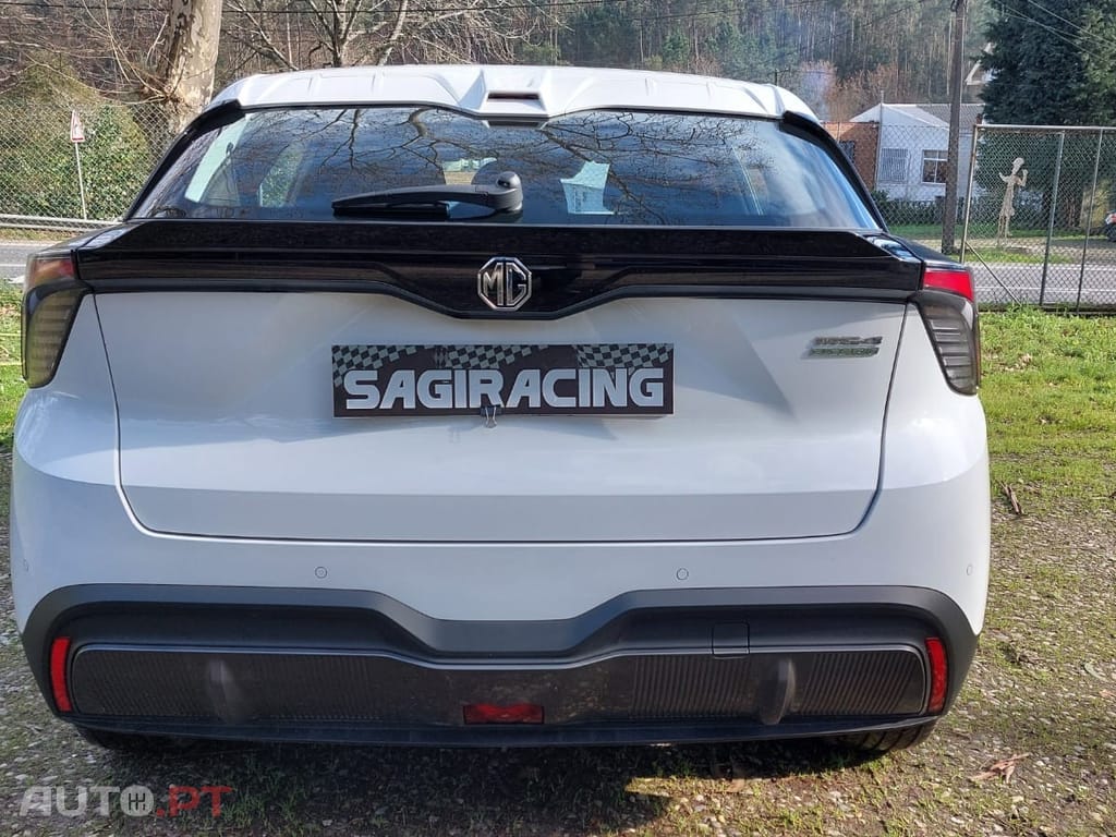 MG MG4 51 kWh Standard