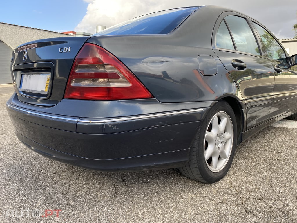 Mercedes-Benz C 220 AvantGuarde