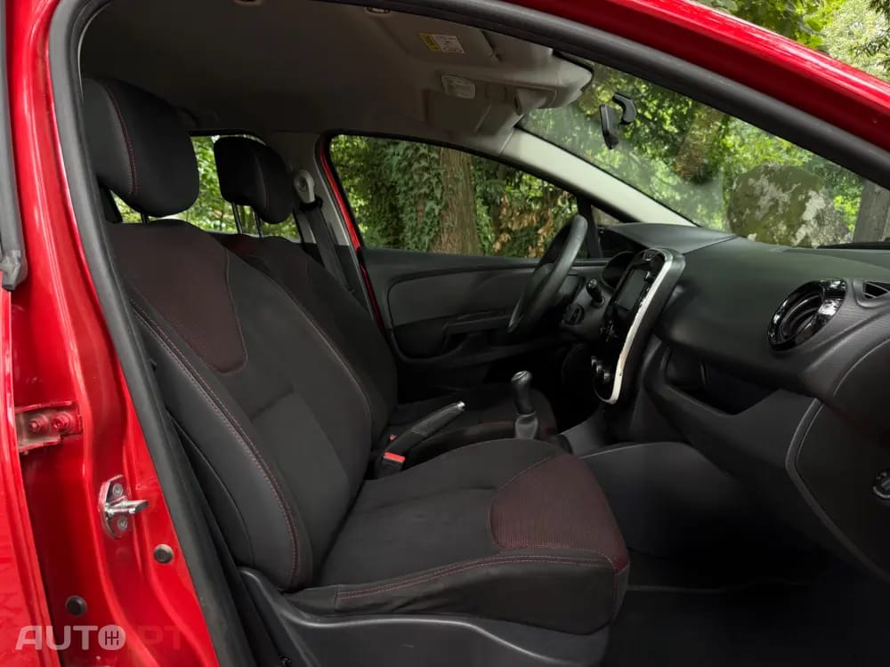 Renault Clio Sport Tourer ND