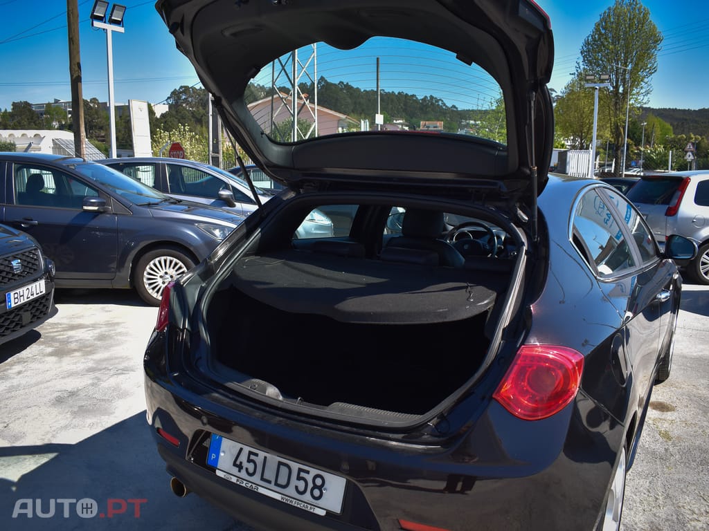 Alfa Romeo Giulietta 1.6 JTDm Corporate