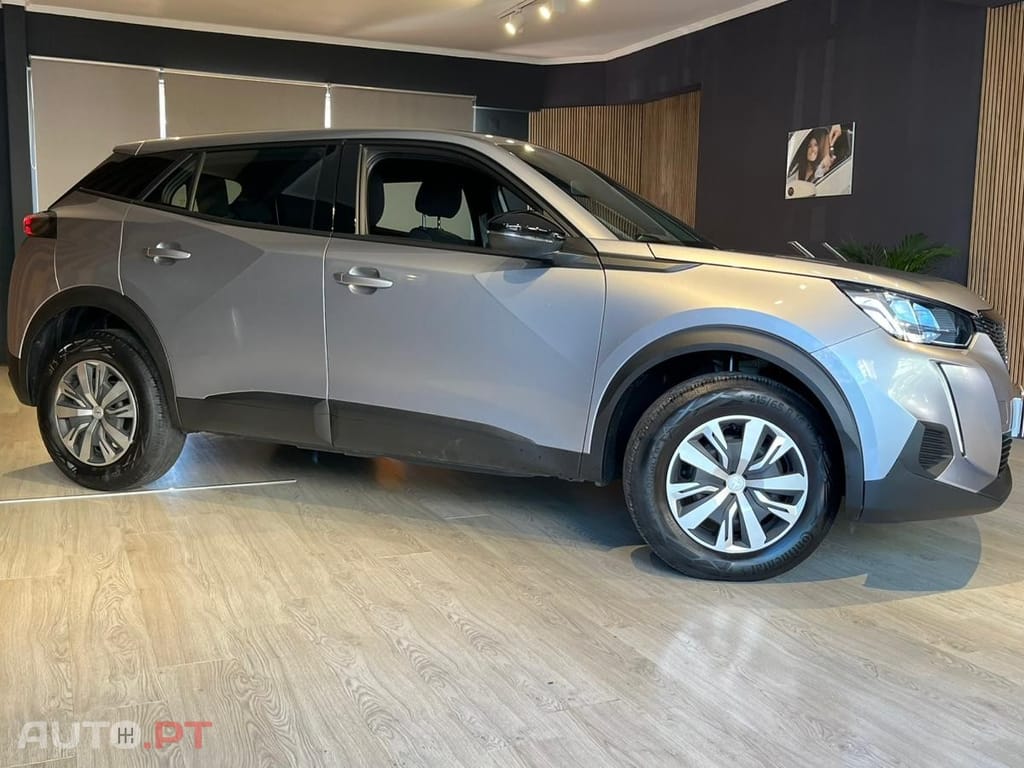 Peugeot 2008 1.2 PureTech Active Pack