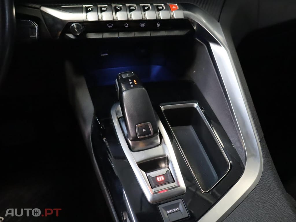 Peugeot 3008 Allure 1.2 PureTech EAT8