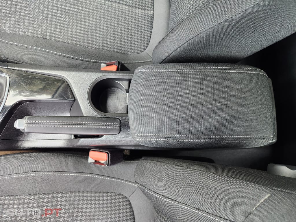 Peugeot 308 1.5 BlueHDi Business Line