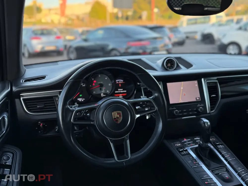Porsche Macan S