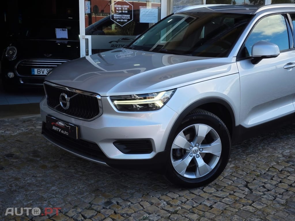 Volvo XC40 2.0 D3 Momentum