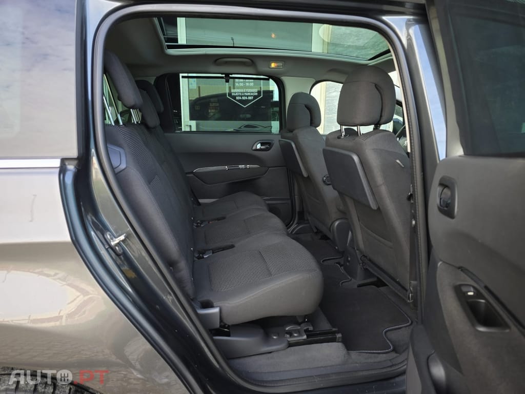 Peugeot 5008 1.2 PureTech Allure