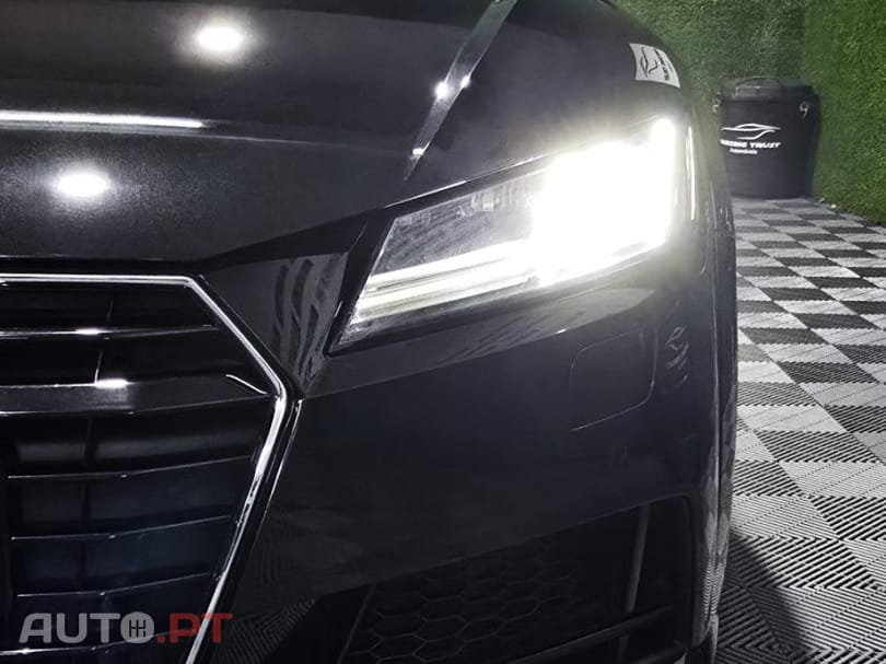 Audi TT 2.0 TFSI quattro S-line S tronic