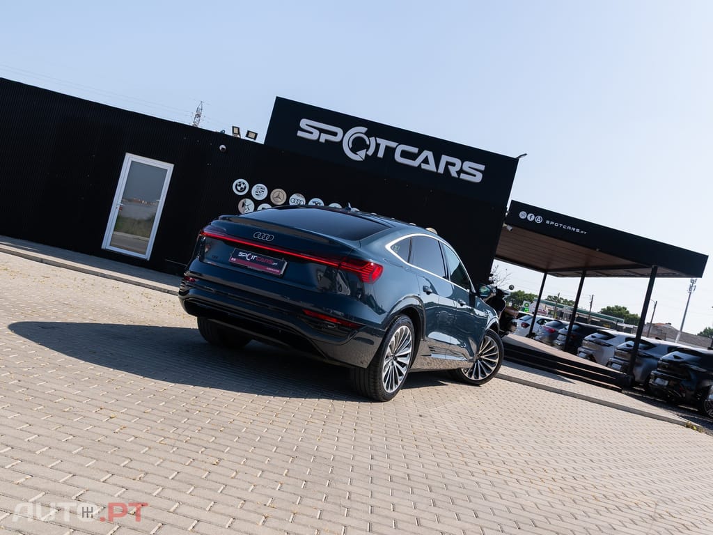 Audi Q8 E-Tron 55 quattro Advanced