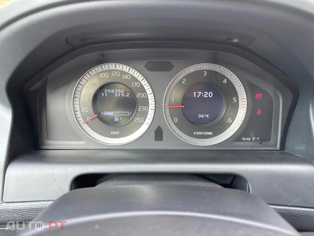 Volvo XC60 2.4 D Drive Momentum
