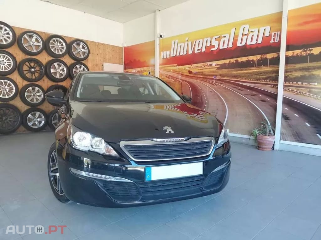 Peugeot 308 1.2 PureTech Style foto 2