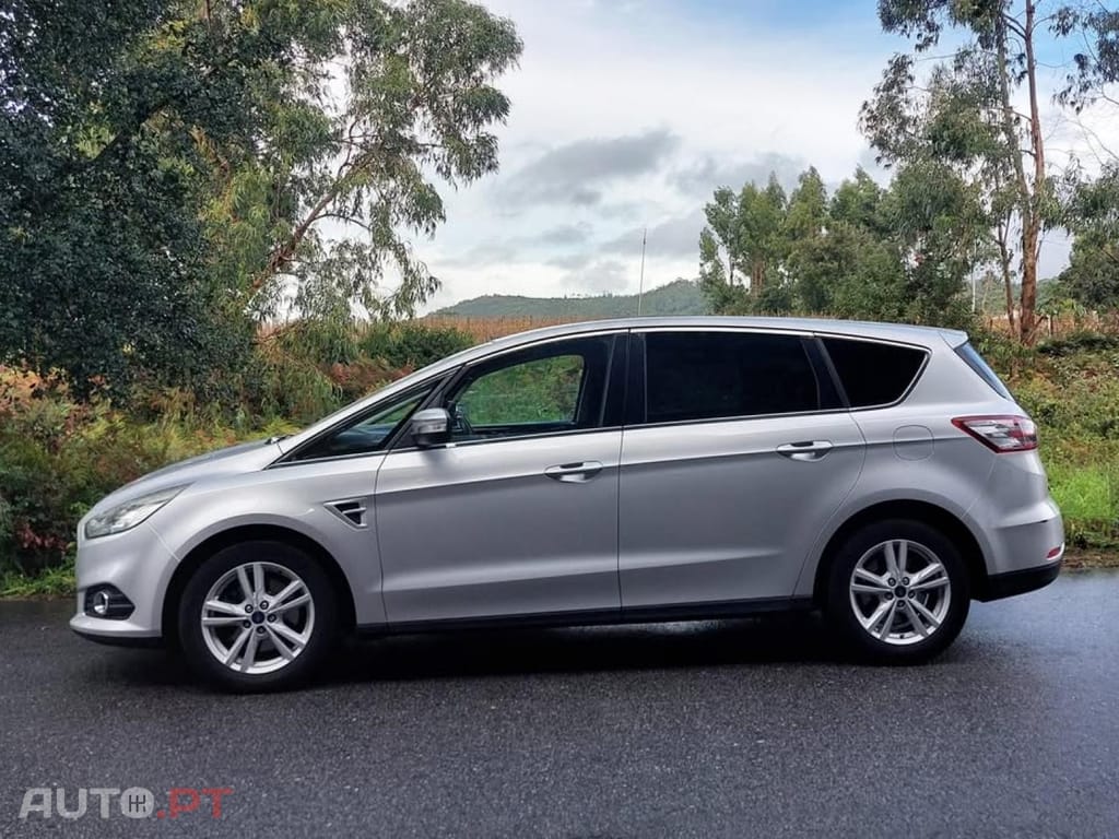 Ford S-Max 2.0 TDCi Titanium