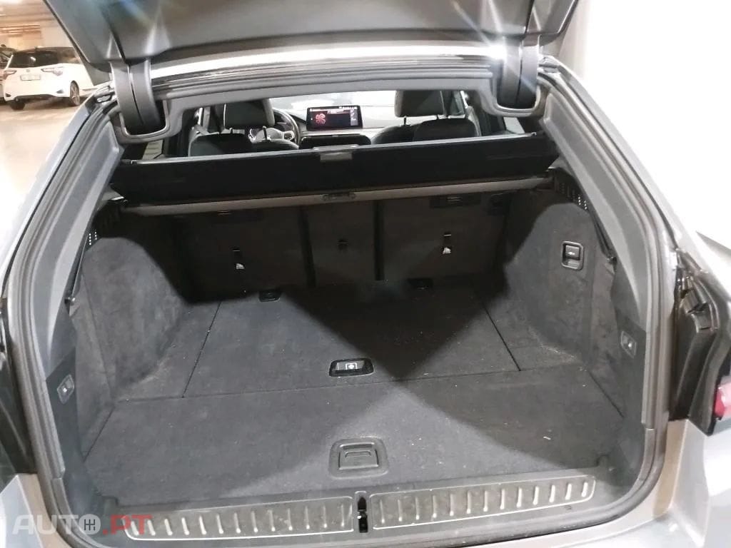 BMW 520 d Pack Desportivo M Auto