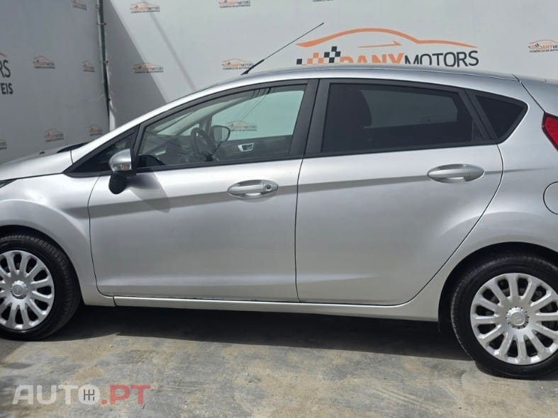 Ford Fiesta 1.0 EcoBoost S&S TITANIUM