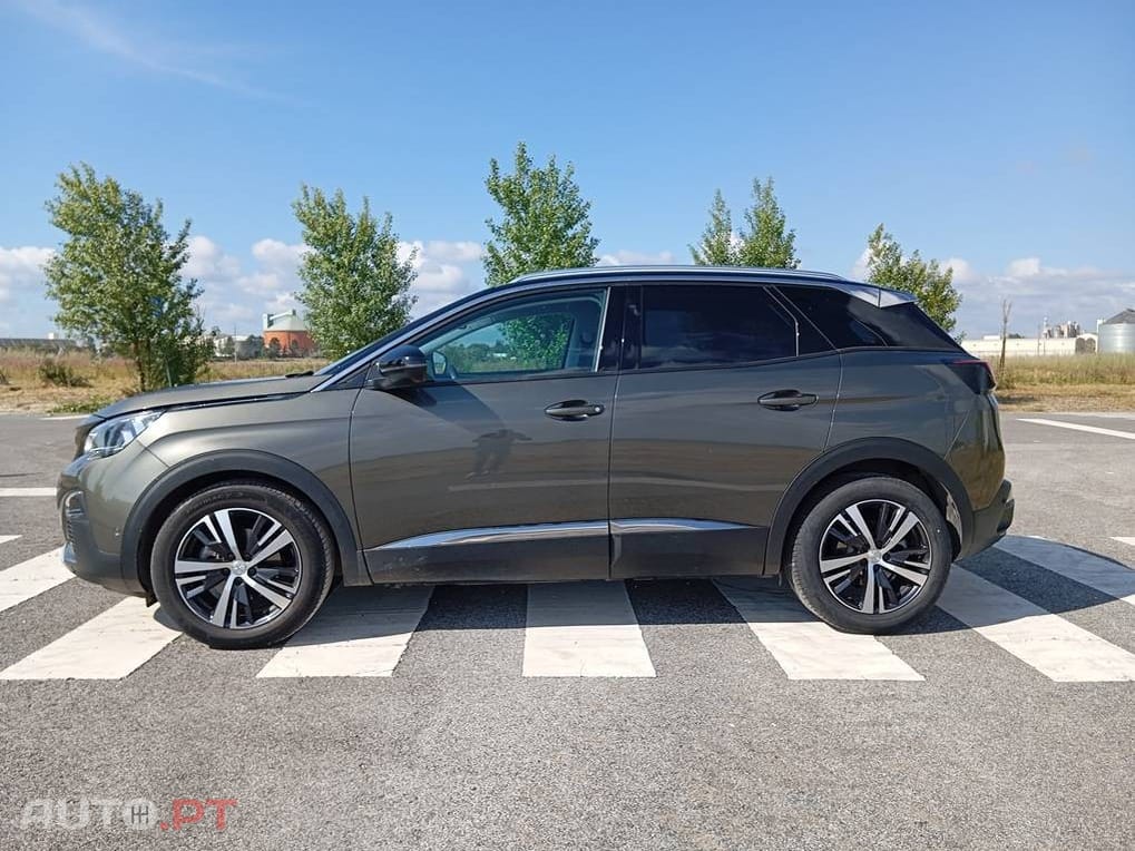 Peugeot 3008 PureTech 130 Stop & Start GPF EAT8 Allure Business-Pack