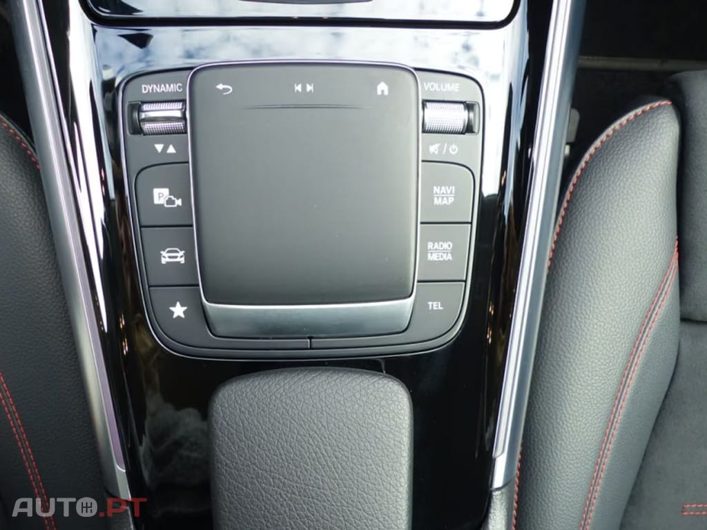 Mercedes-Benz EQA 250 AMG PLUS DISTRONIC I.V.A DEDUTIVEL