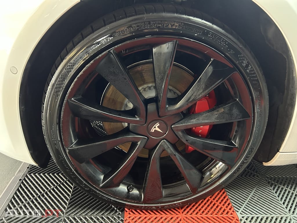 Tesla Model 3 Performance Dual Motor AWD