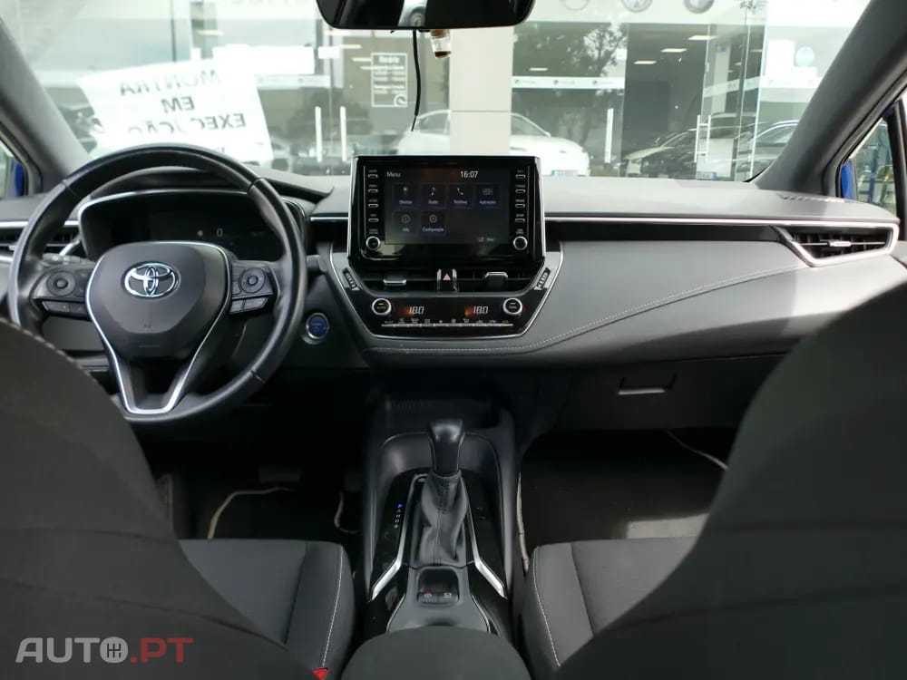 Toyota Corolla 1.8 Hybrid Active