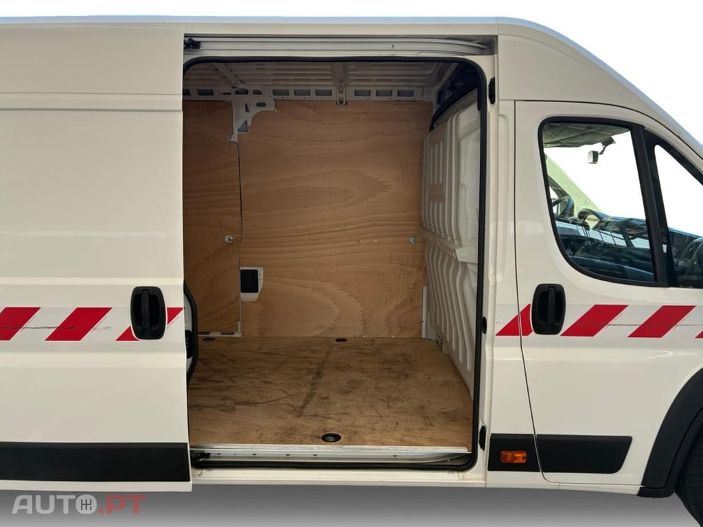Peugeot E-Boxer 70 Kwh 435 L4H2