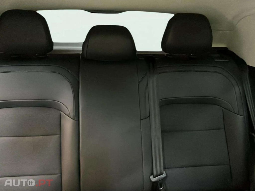 MG MG4 64 kWh Luxury