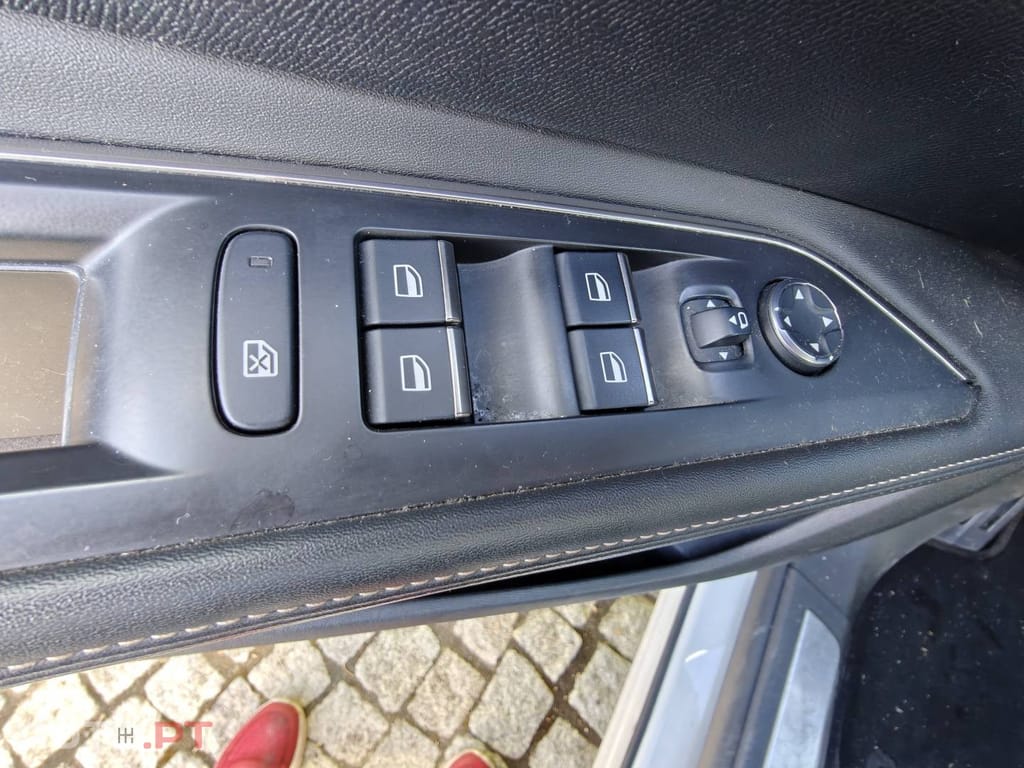 Peugeot 5008 1.5 BlueHDi GT EAT8