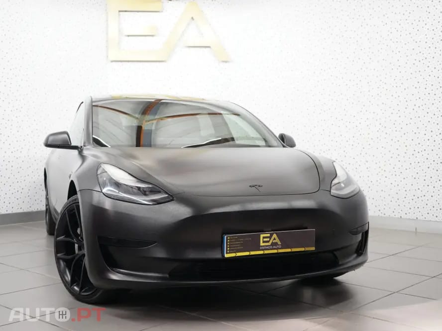 Tesla Model 3 Standard Range Plus RWD
