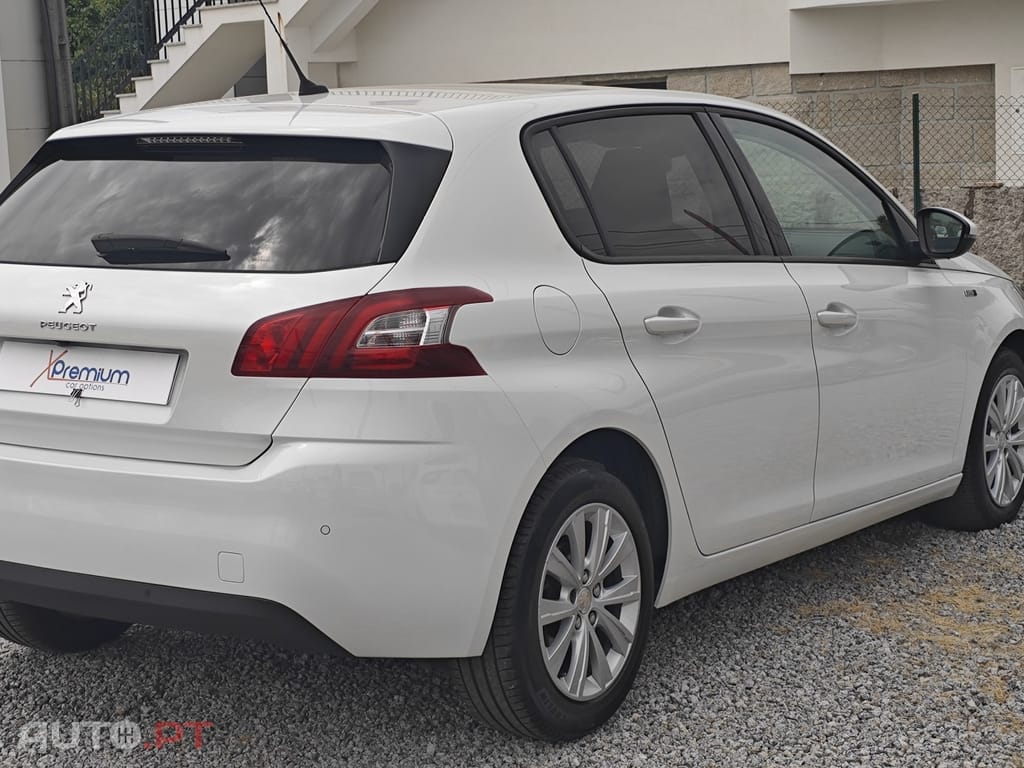 Peugeot 308 1.6 BlueHDi Style