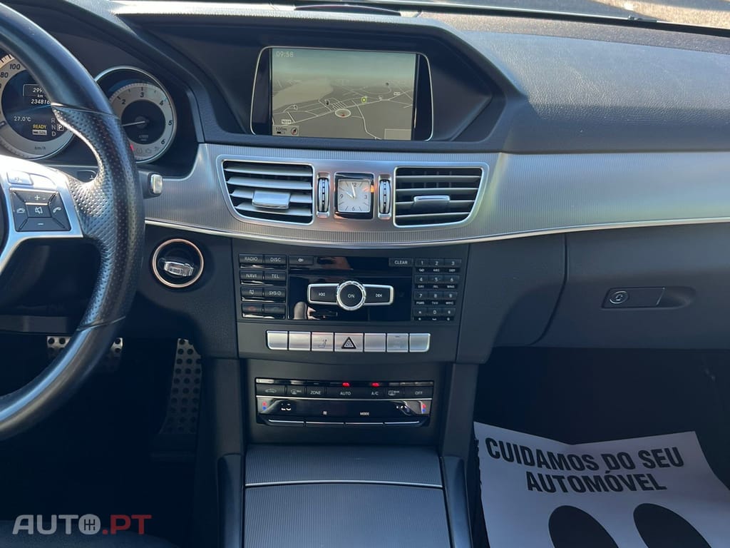 Mercedes-Benz E 300 BlueTEC Hybrid Avantgarde