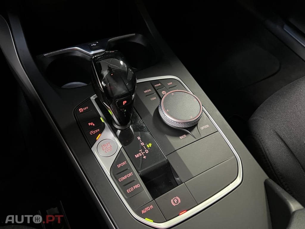 BMW 118 i Auto  Corporate Edition