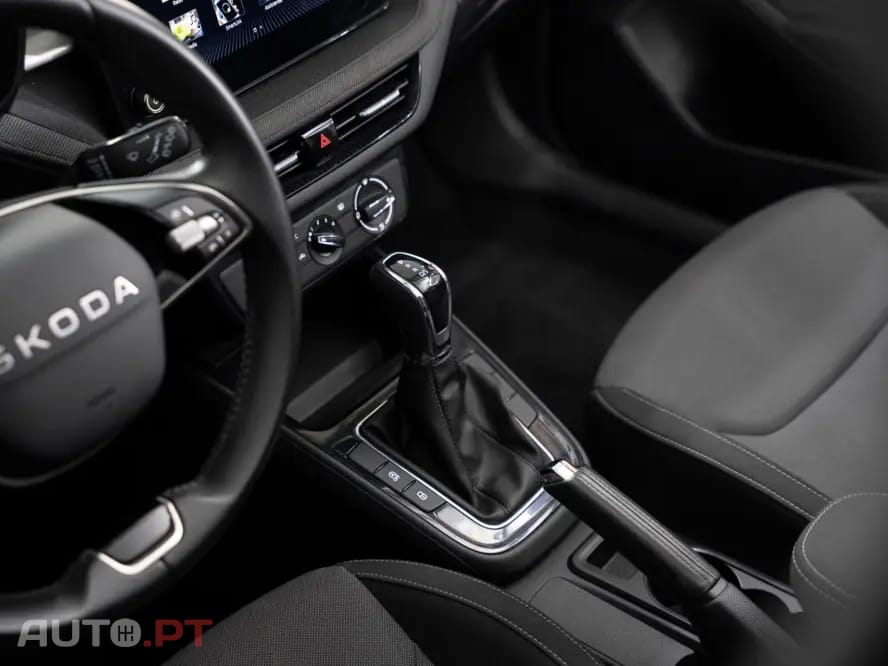 Skoda Fabia 1.0 TSI Selection DSG