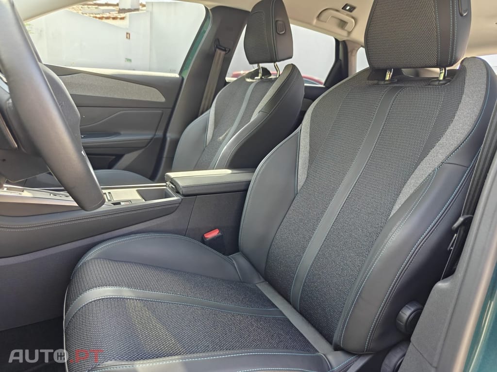 Peugeot 308 SW 1.2 PureTech Allure Full LED EAT8