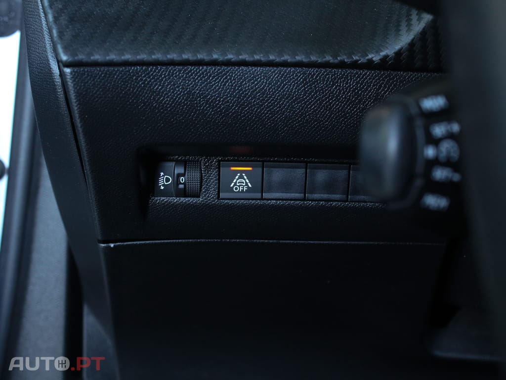 Peugeot 2008 1.2 PureTech Allure