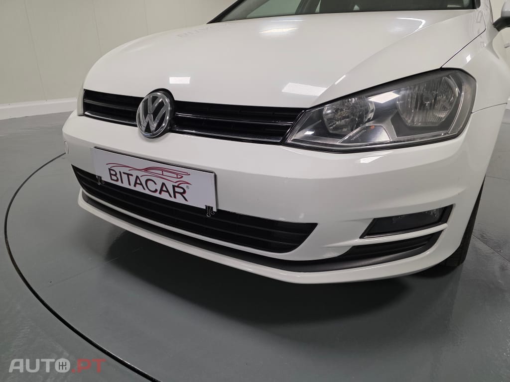 Volkswagen Golf 1.6 HDI CONFORTLINE