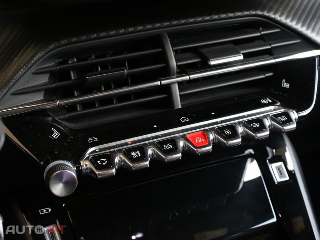 Peugeot 2008 1.2 PureTech Allure