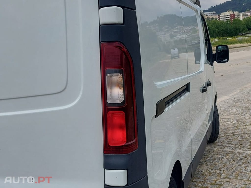 Renault Trafic L2H2