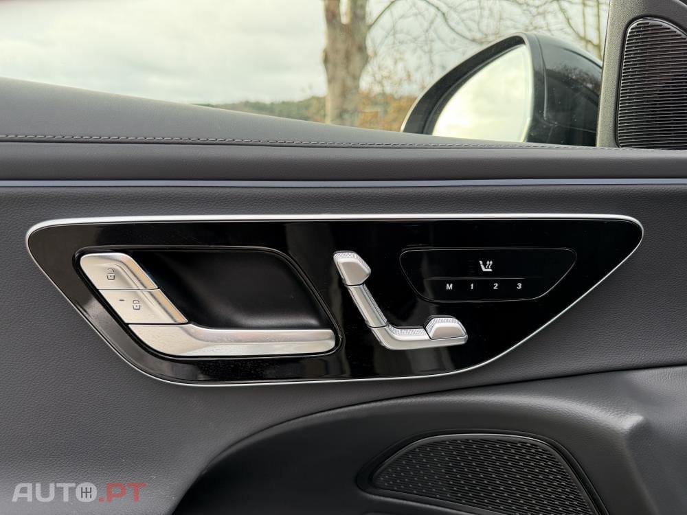 Mercedes-Benz E 300 e AMG Line